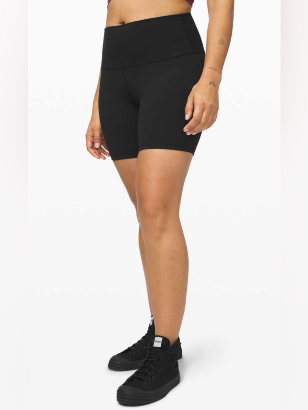 LULULEMON Black Align Short 6”